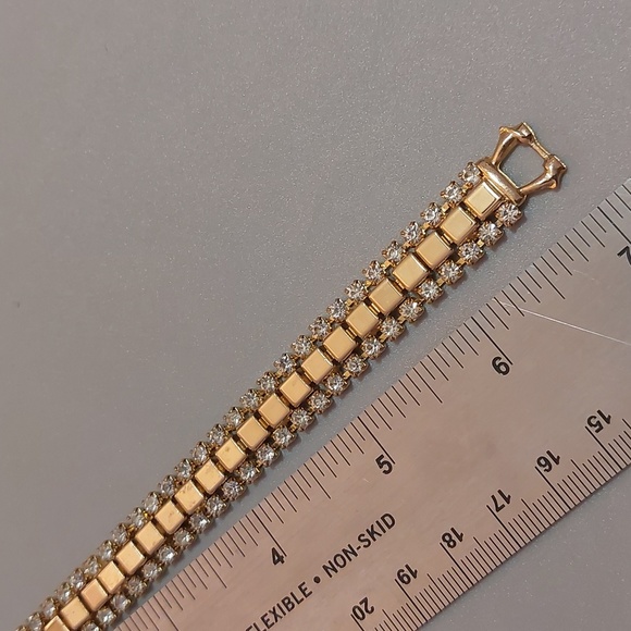 Vintage Park Lane 2 Rows Sparkly Rhinestones Gold Tone Bracelet Foldover Clasp - Picture 6 of 8